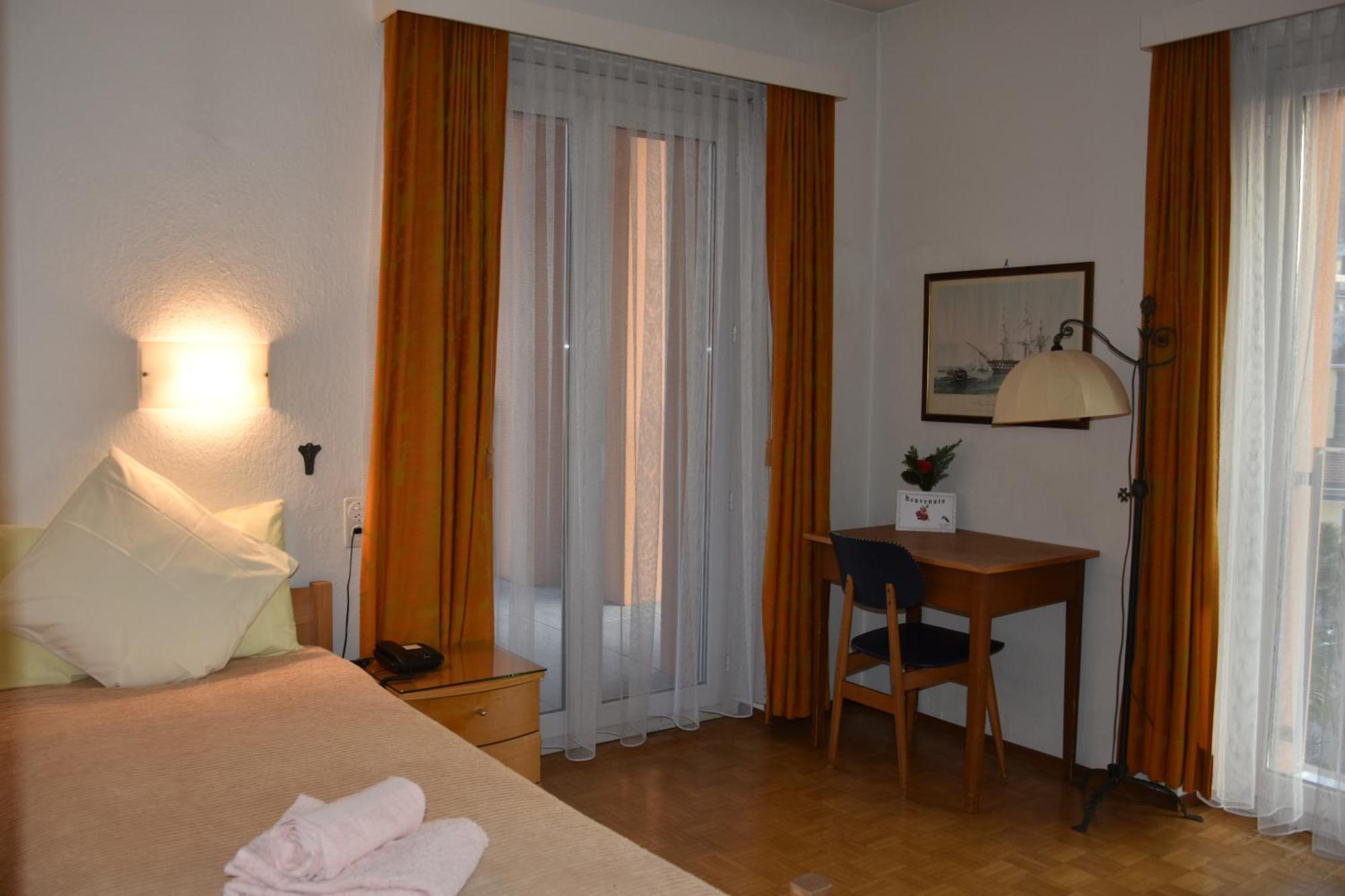 Hotel Casa Santa Birgitta à Lugano Extérieur photo