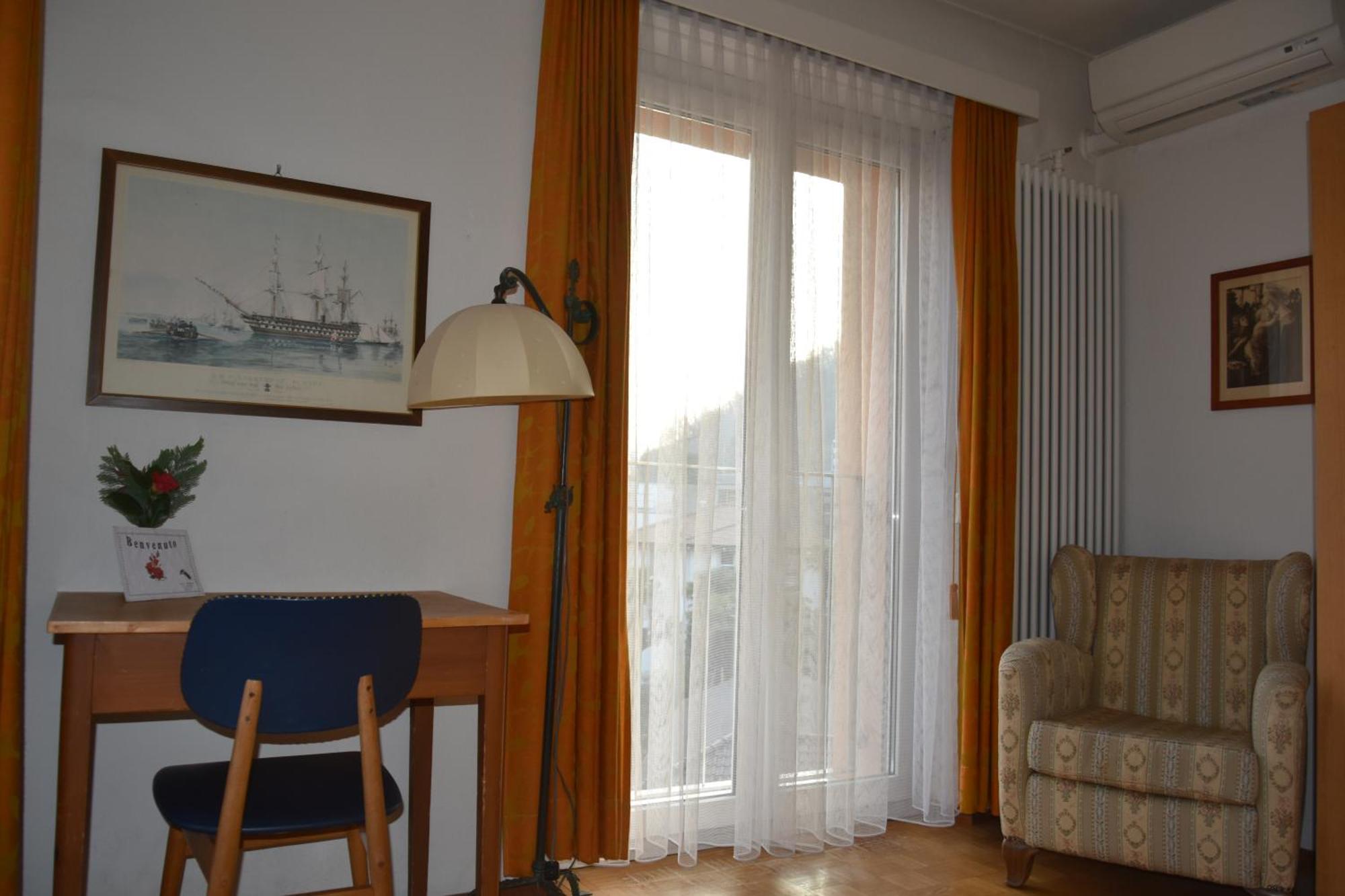 Hotel Casa Santa Birgitta à Lugano Extérieur photo