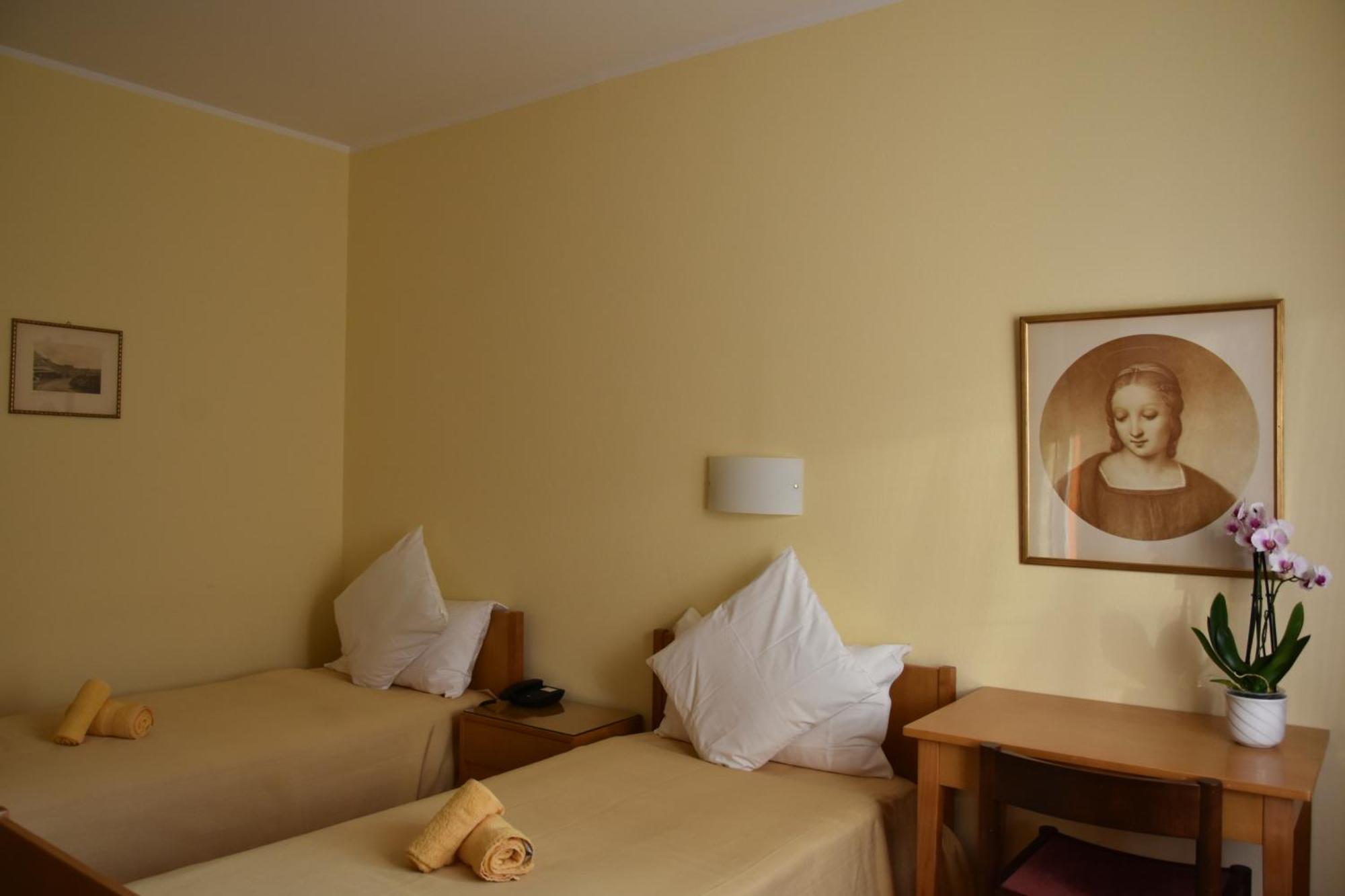 Hotel Casa Santa Birgitta à Lugano Extérieur photo