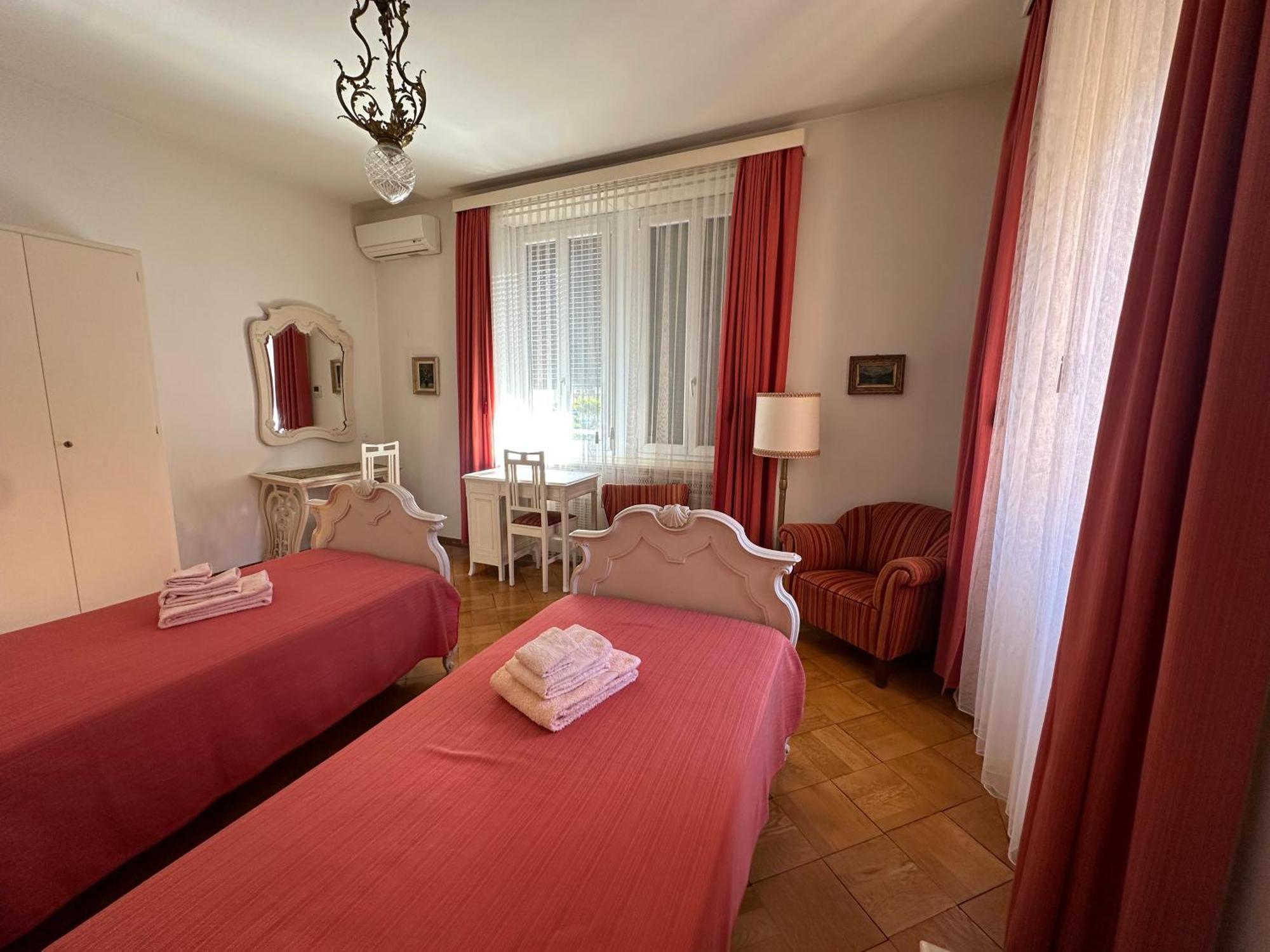 Hotel Casa Santa Birgitta à Lugano Extérieur photo